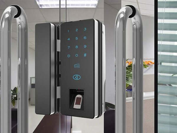 吉木乃24小时上门开锁公司