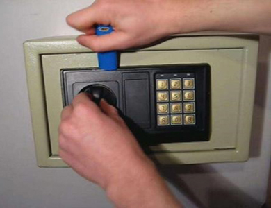 吉木乃24小时上门开锁公司